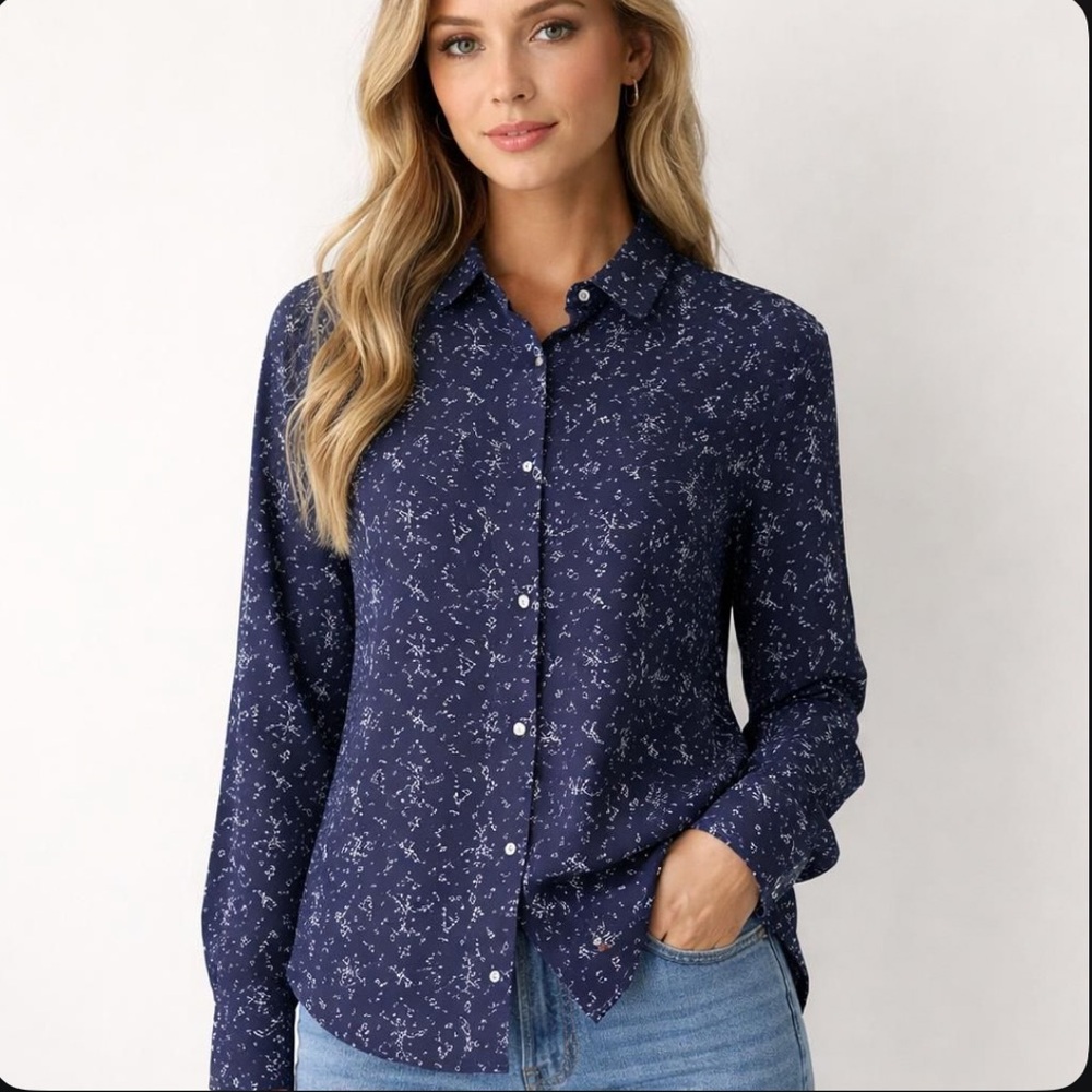 Women’s Mossimo Paisley Button Up Shirt Size XL